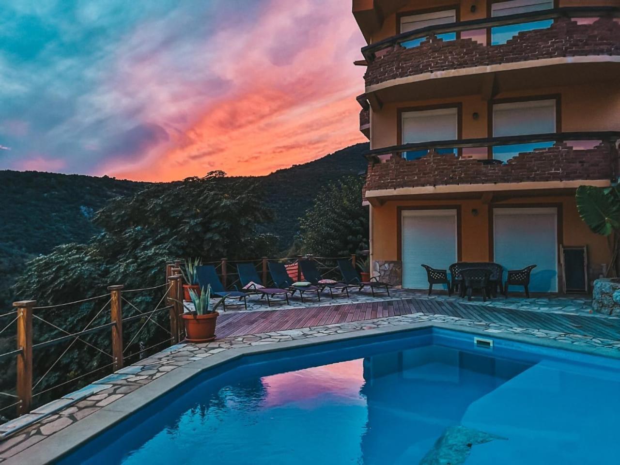 Apartments Bonaca Будва Екстериор снимка